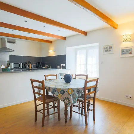 Appartement De Charme - 4 Personnes *