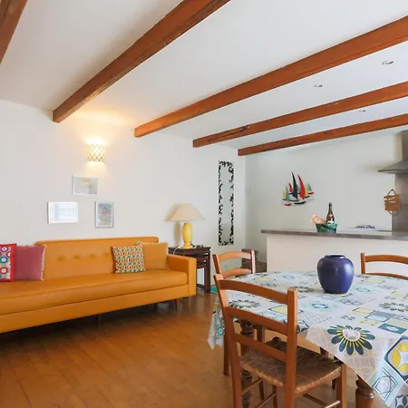 De Charme - 4 Personnes Appartement